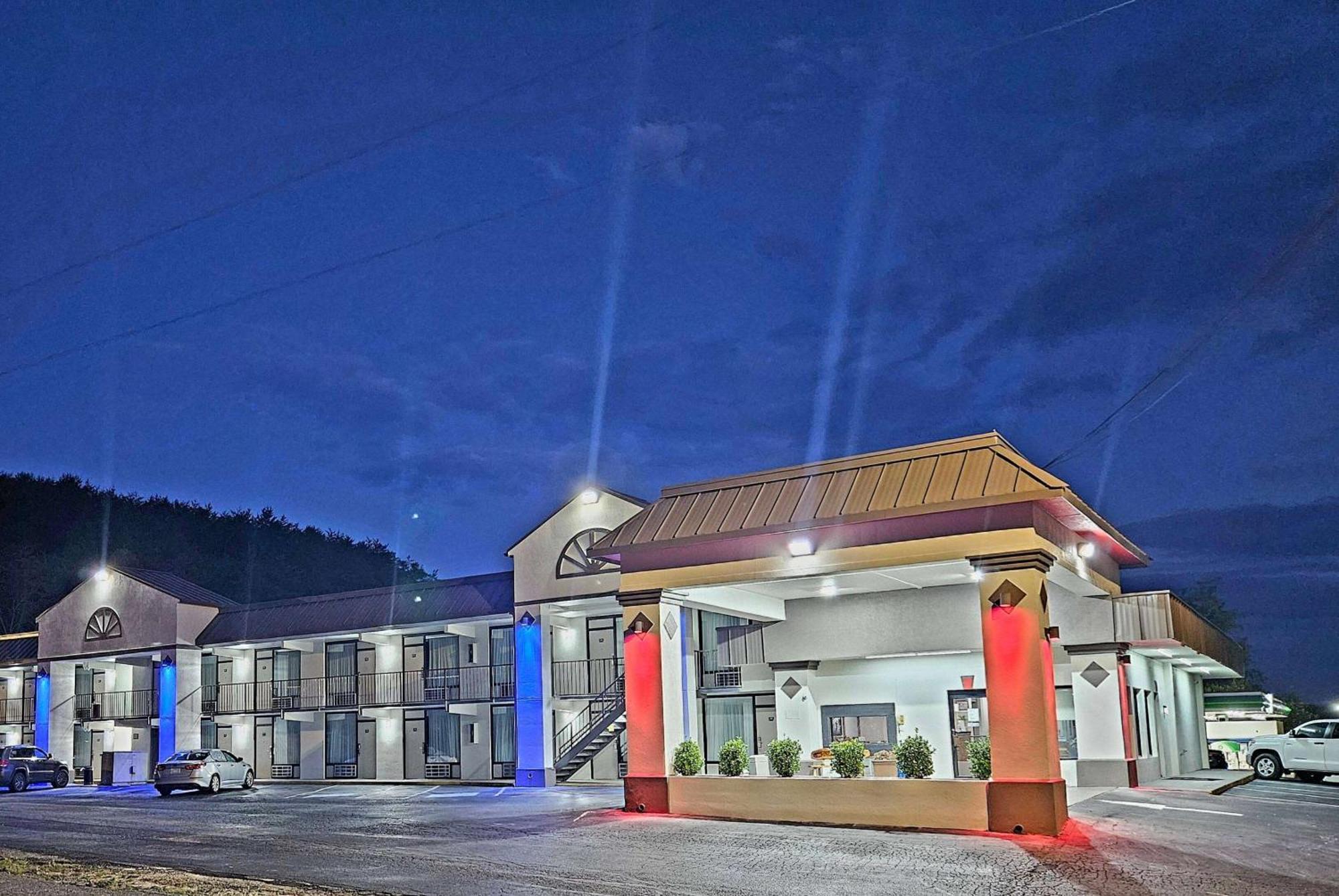 Super 8 By Wyndham Marion Nc Hotel Ngoại thất bức ảnh
